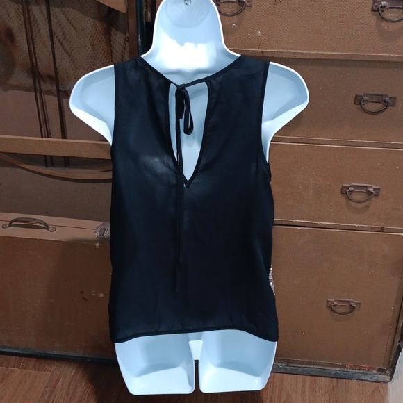 PAISLEY AND IVY SEQUIN top.  #5354 - Picture 5 of 7